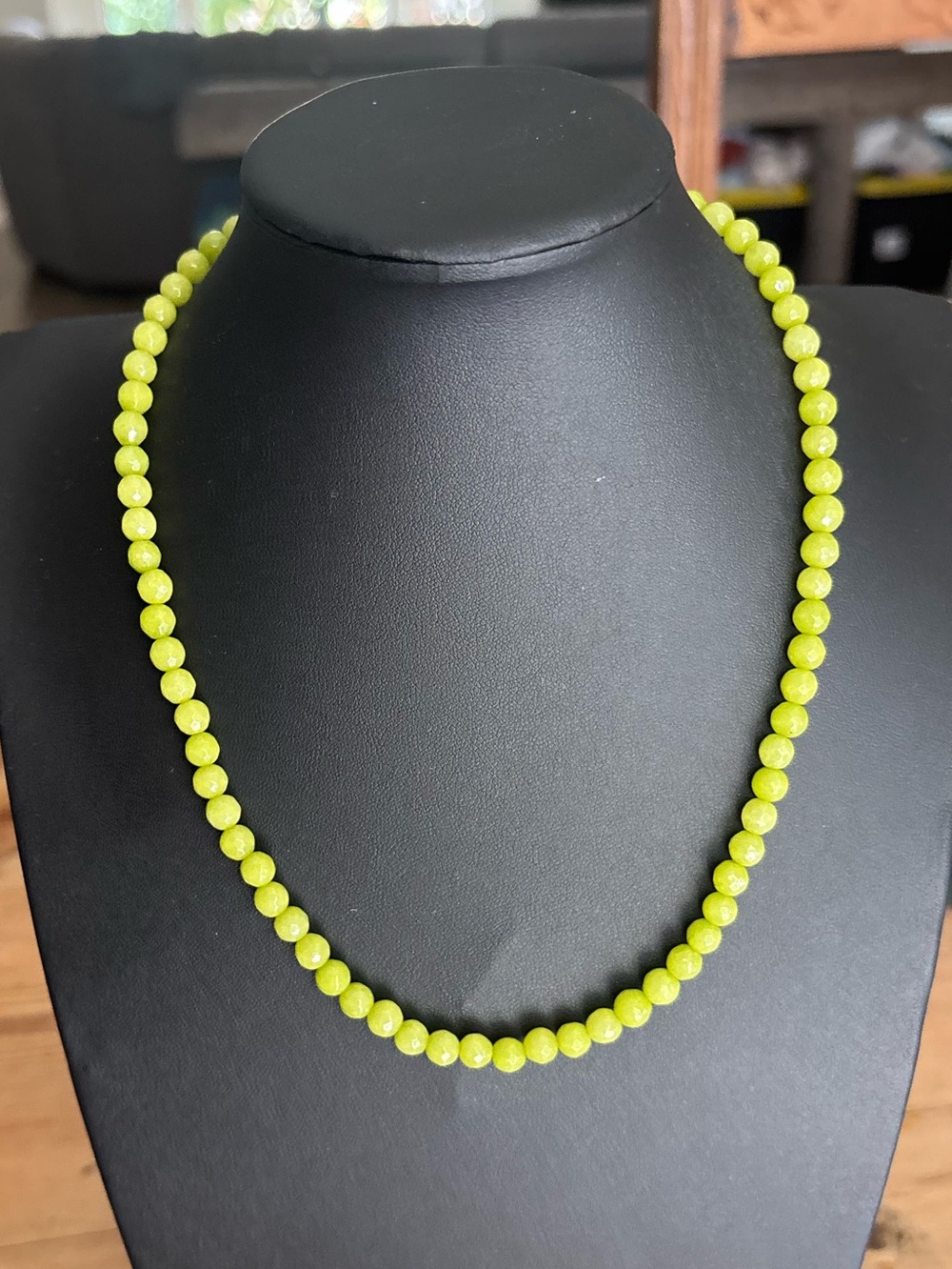Artisan Crafted Neon Faucted Jade and Silver Magnetic Necklace NWOT